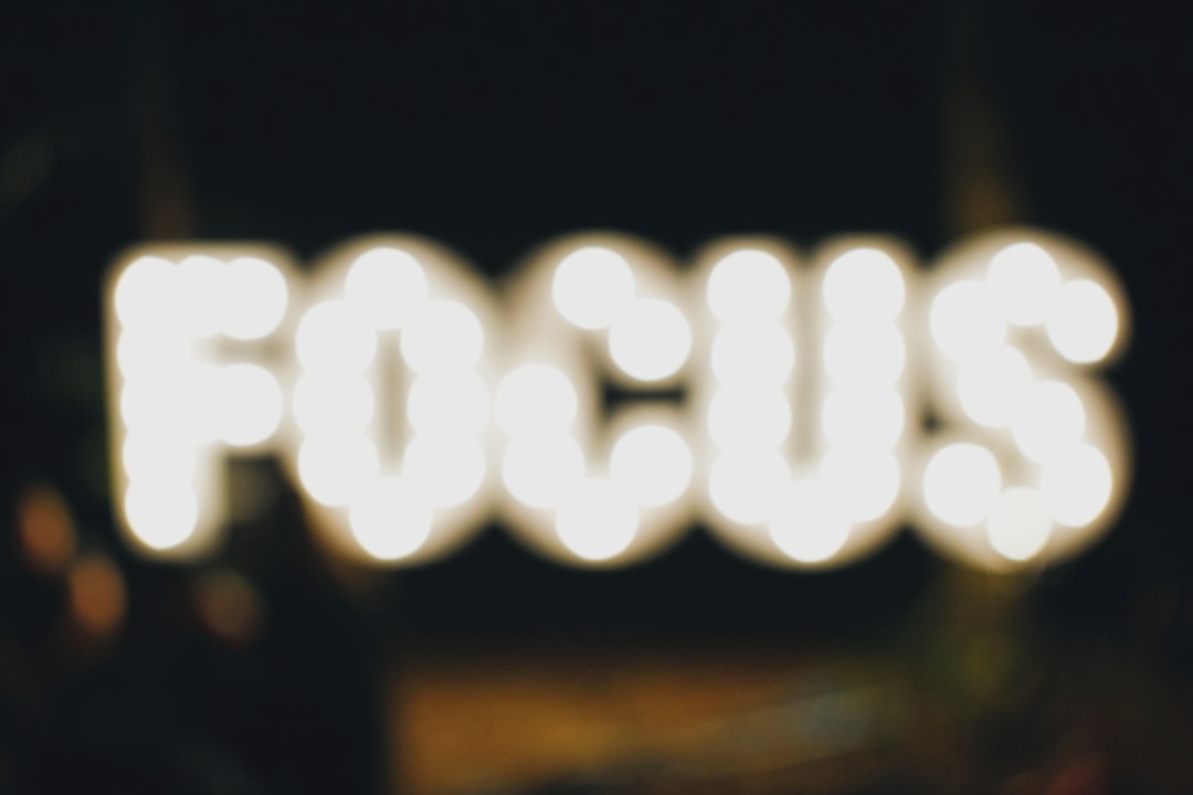 ShakeToFocus Blurs Background on macOS for Better Focus