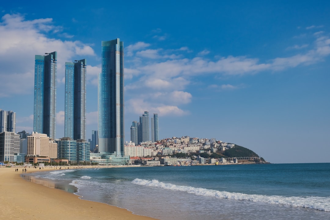 Busan își propune să devină un centru de transport polar.