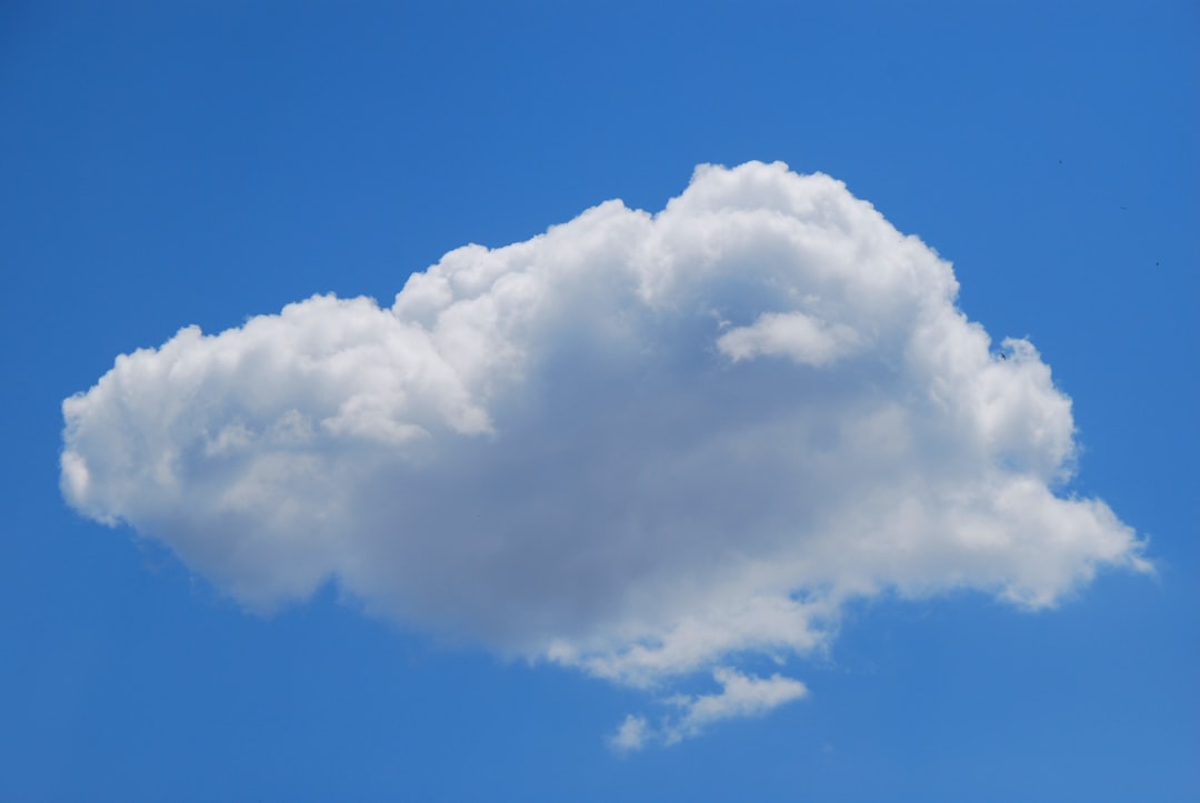 Riscurile de securitate în cloud abordate în noul raport